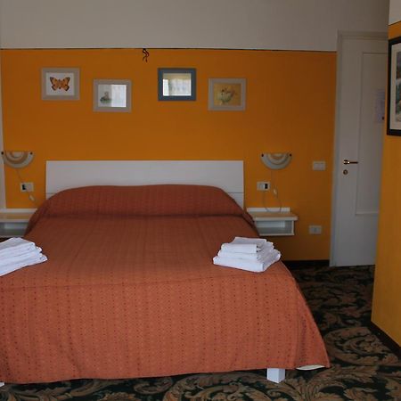 Hotel Poggio D'Oro Riva di Solto Zewnętrze zdjęcie