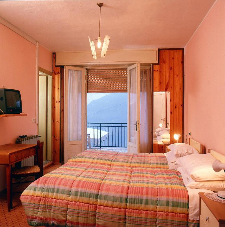 Hotel Poggio D'Oro Riva di Solto Pokój zdjęcie