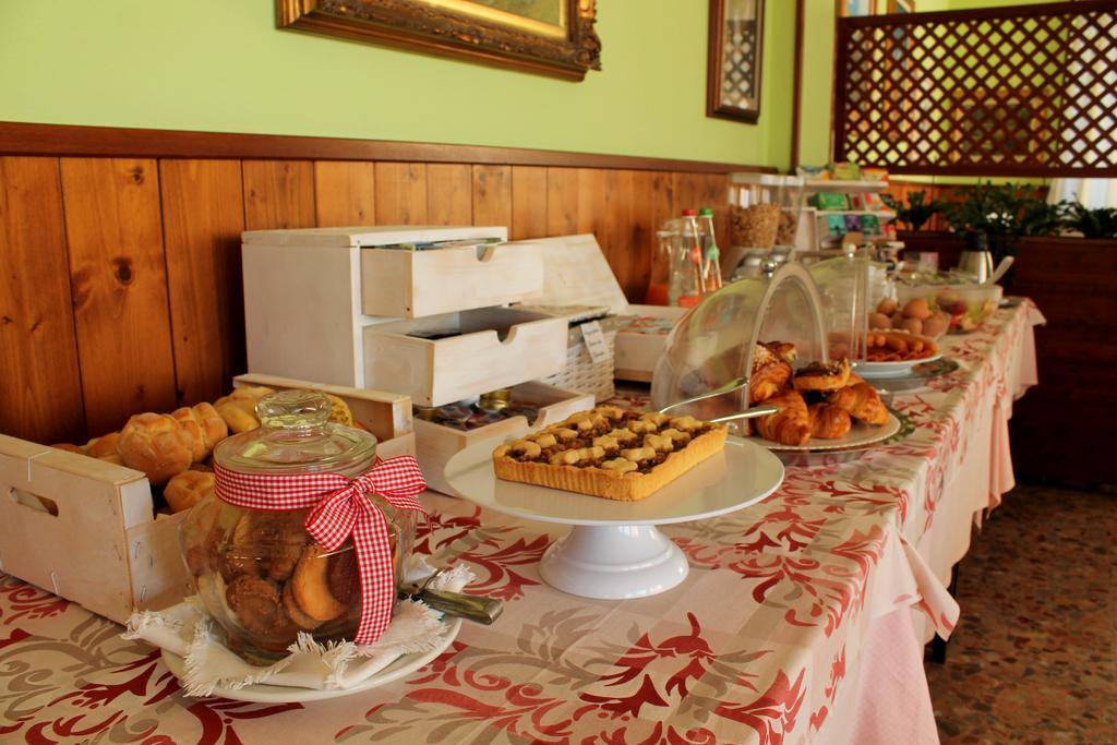 Hotel Poggio D'Oro Riva di Solto Zewnętrze zdjęcie