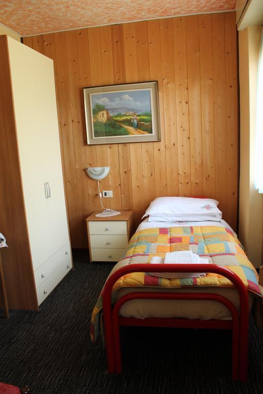 Hotel Poggio D'Oro Riva di Solto Zewnętrze zdjęcie