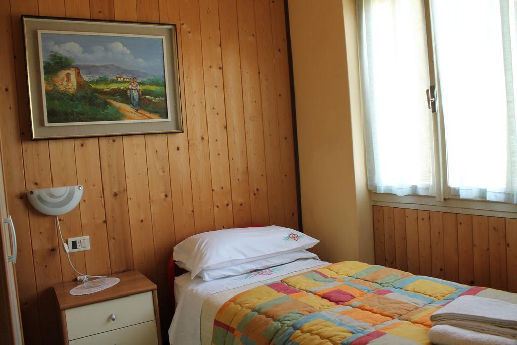 Hotel Poggio D'Oro Riva di Solto Zewnętrze zdjęcie