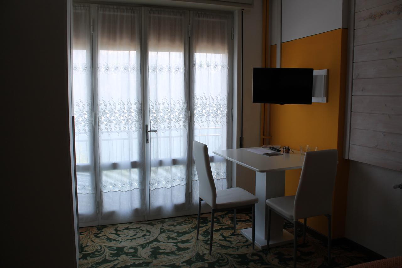 Hotel Poggio D'Oro Riva di Solto Zewnętrze zdjęcie